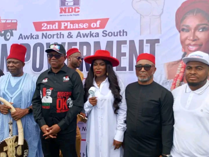 Lawmaker Distributes Empowerment Items To Constituents In Anambra